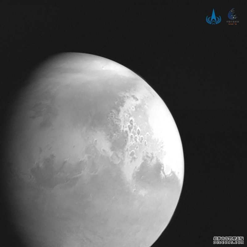 首幅火星图来了！天问一号完成第四次轨道中途修正 传回首幅火星图像